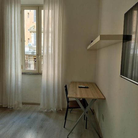 Vivirome - 2 Bedrooms Apartment - San Giovanni Exterior photo
