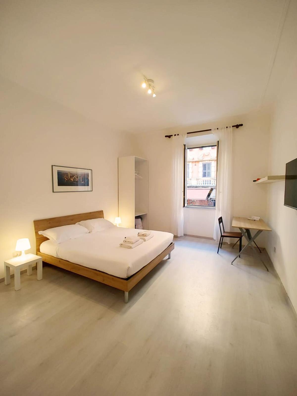 Vivirome - 2 Bedrooms Apartment - San Giovanni Exterior photo